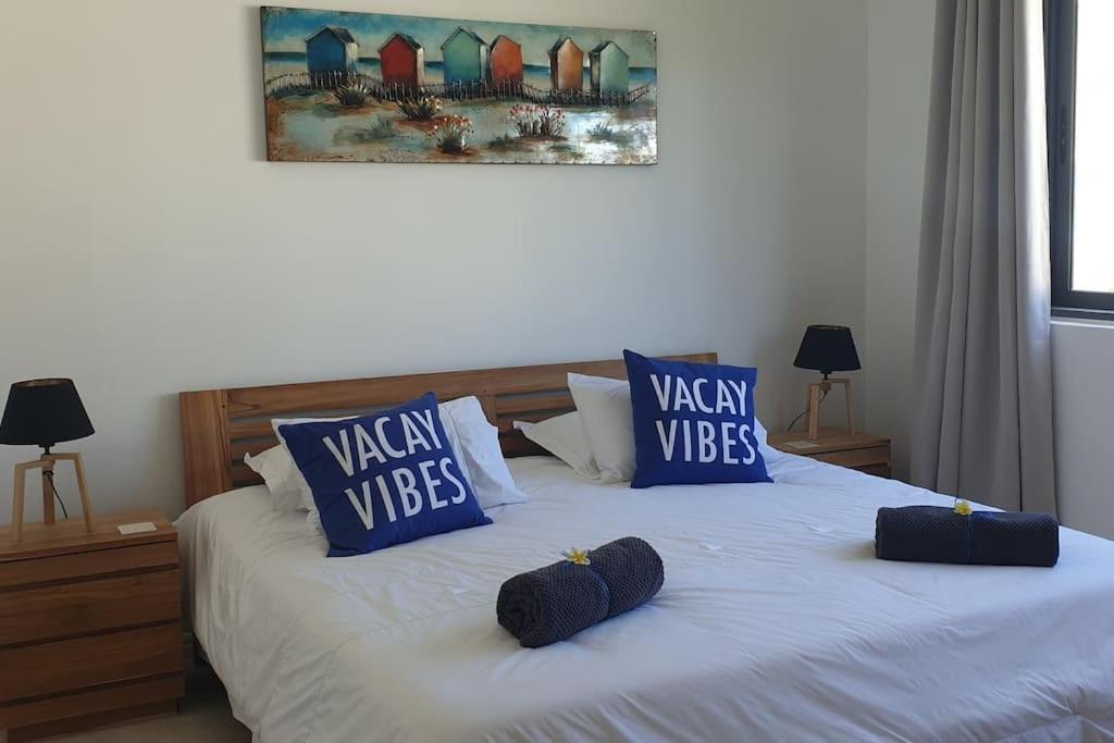 Upmarket, New, Stunning 3 Bedroom Apartment Close To The Beach! Перейбер Экстерьер фото