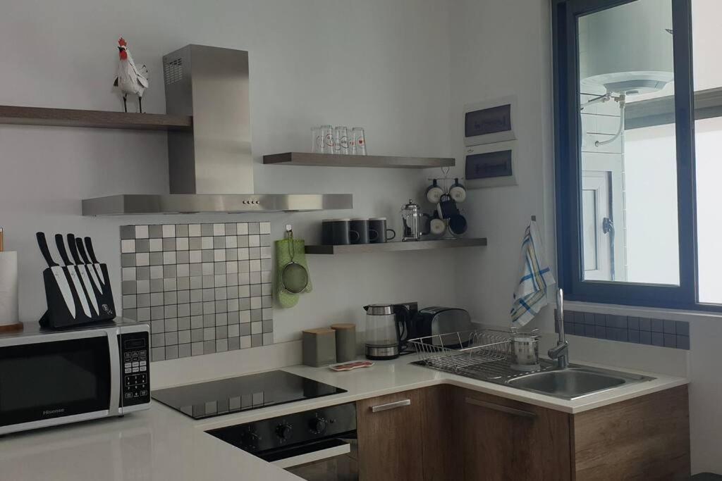 Upmarket, New, Stunning 3 Bedroom Apartment Close To The Beach! Перейбер Экстерьер фото